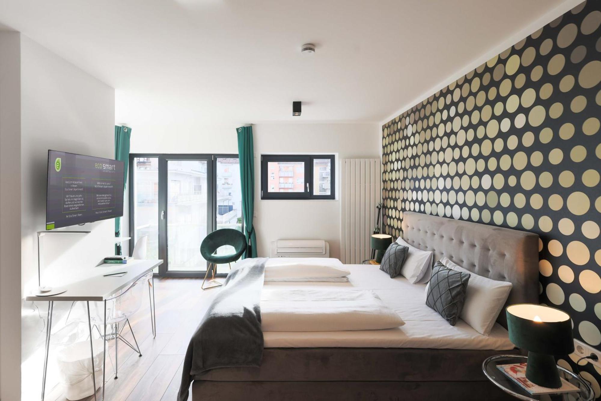Eco Smart Apartments Premium City ニュルンベルク 部屋 写真